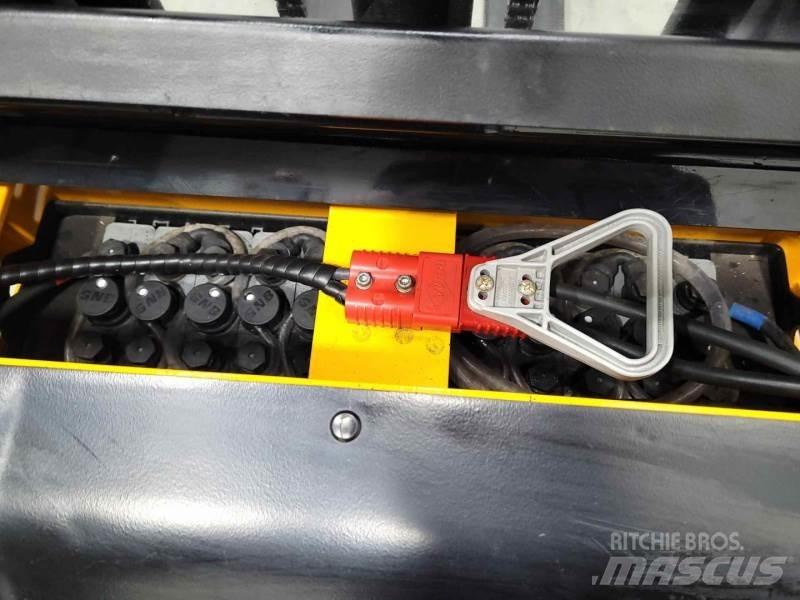 Hyundai 10ES 手托盘堆垛机