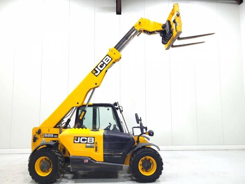 JCB 525-60T4 伸缩臂叉装车|叉装车