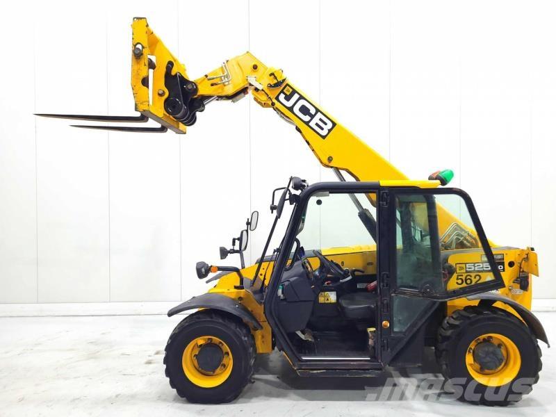 JCB 525-60T4 伸缩臂叉装车|叉装车
