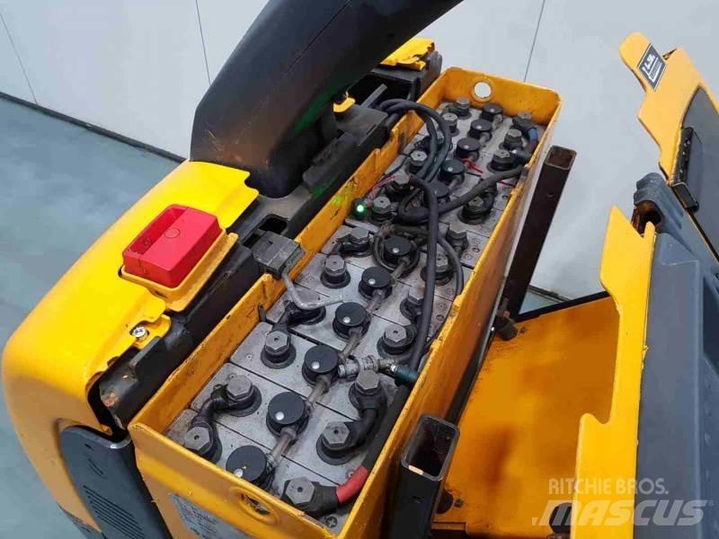 Jungheinrich ECE220 XL 中端式装载机