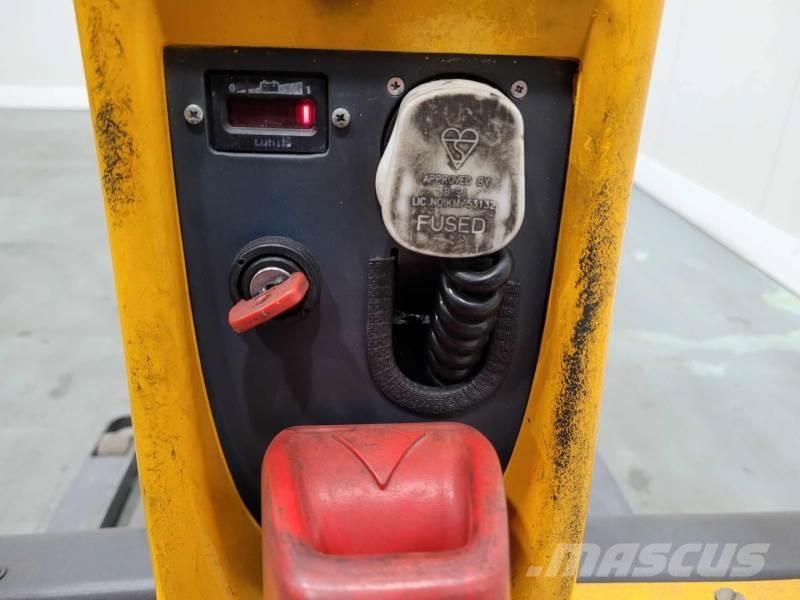 Jungheinrich EMC B10 手推堆垛车