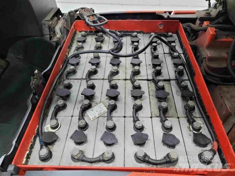 Linde E16P-02 电动叉车