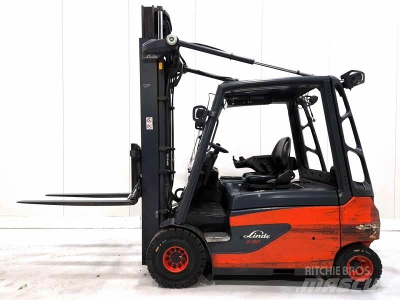 Linde E30L-01 电动叉车