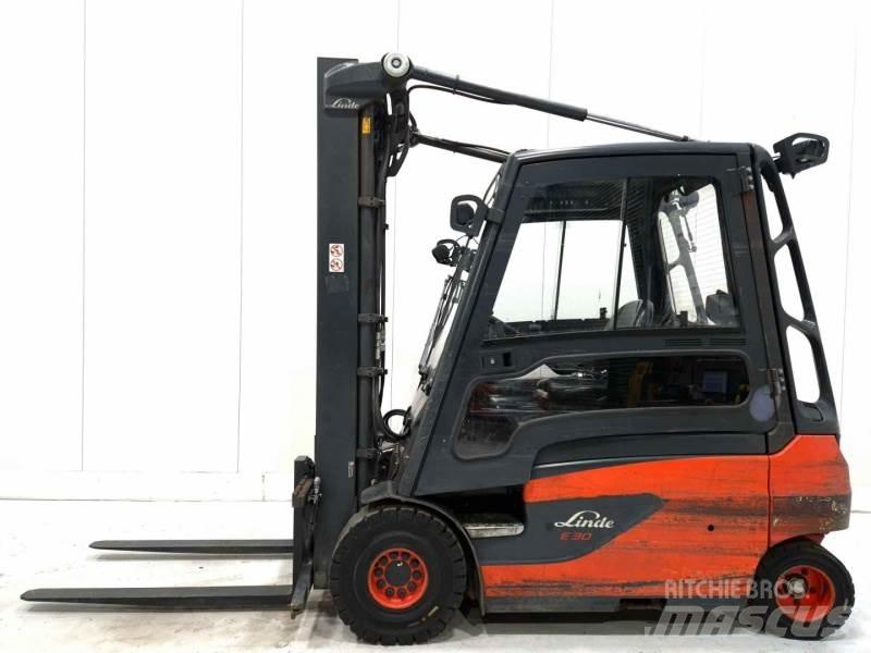 Linde E30L-01 电动叉车