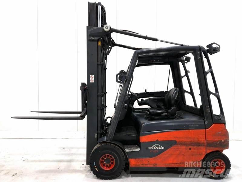 Linde E30L-01 电动叉车