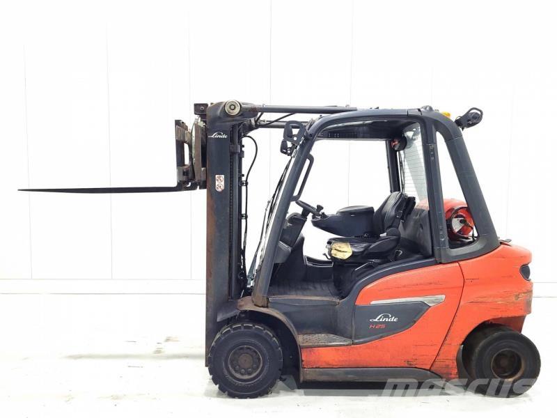 Linde H25T-01 天然气叉车