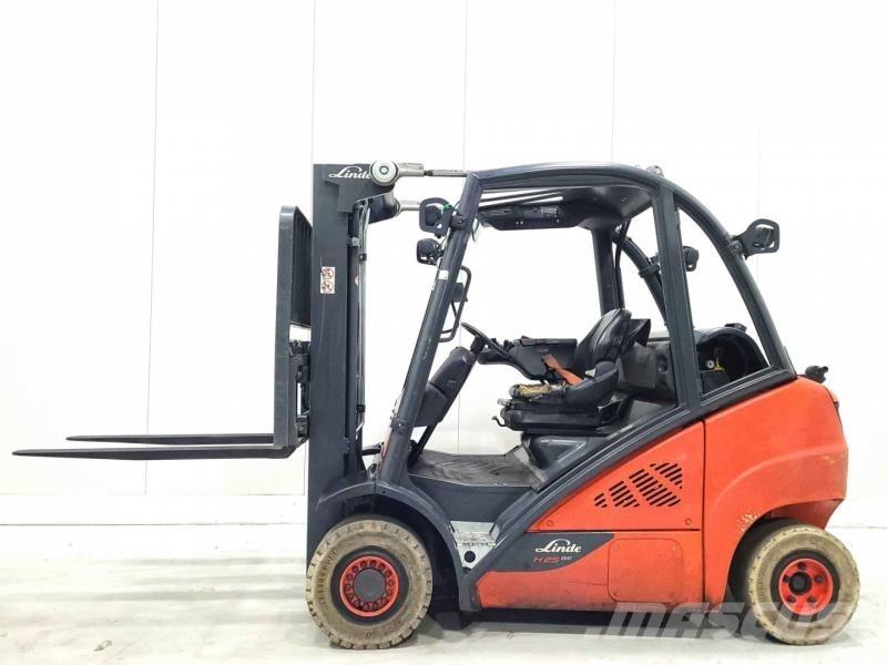 Linde H25T-02 天然气叉车
