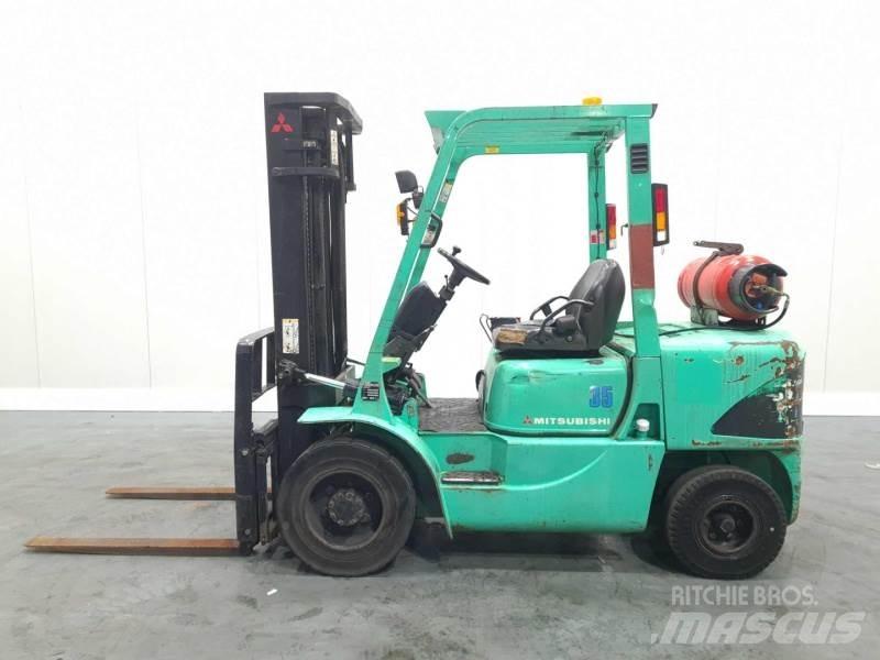 Mitsubishi FG35K 天然气叉车