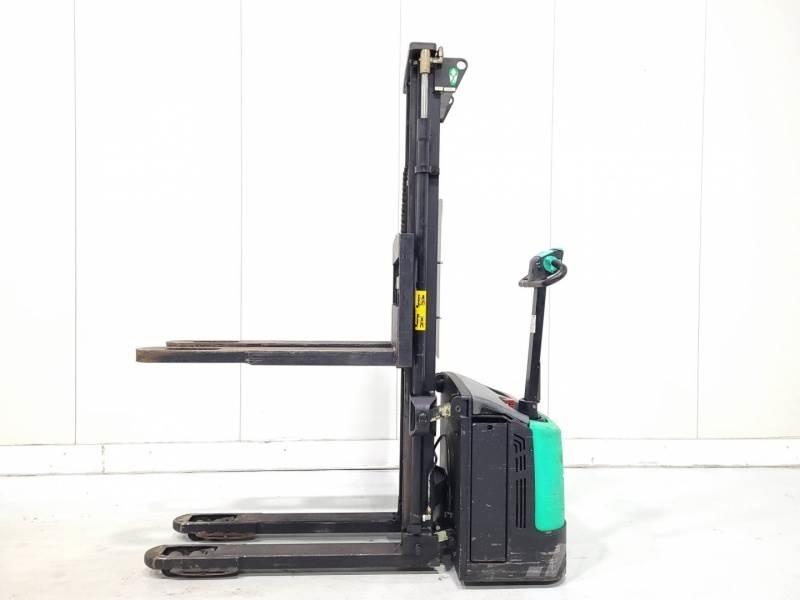 Mitsubishi SBP12NI 手托盘堆垛机