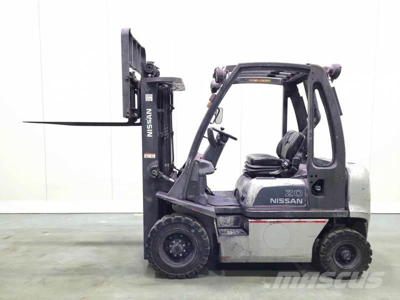 Nissan FD02A20 柴油叉车