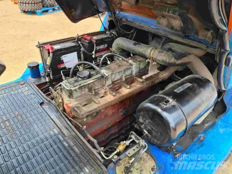 Nissan FO4D40Q2 柴油叉车