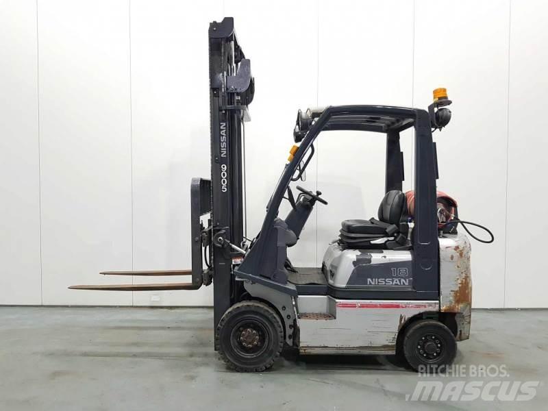 Nissan P1D1A18LQ 天然气叉车