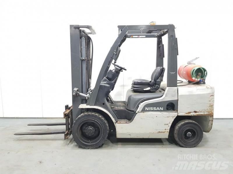 Nissan UG1F2A35DU 天然气叉车