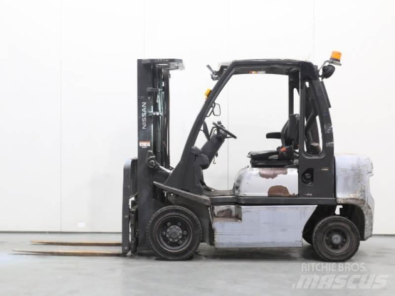 Nissan Y1D2A25Q 柴油叉车