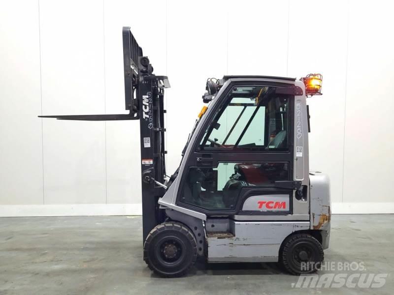 TCM Y1D1A18H 柴油叉车