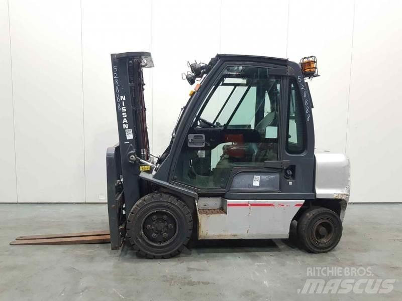 TCM YG1D2A30H 柴油叉车