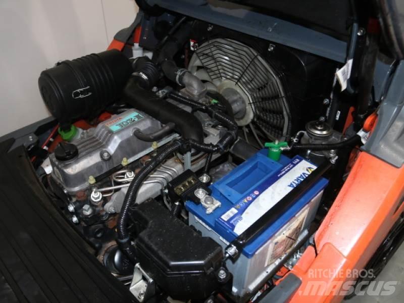 Toyota 02-8FDF30 柴油叉车