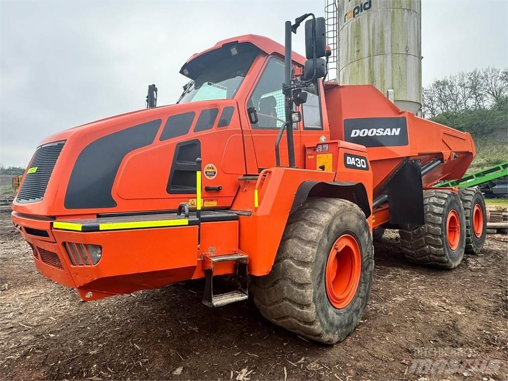 Doosan DA30 铰接式自卸车
