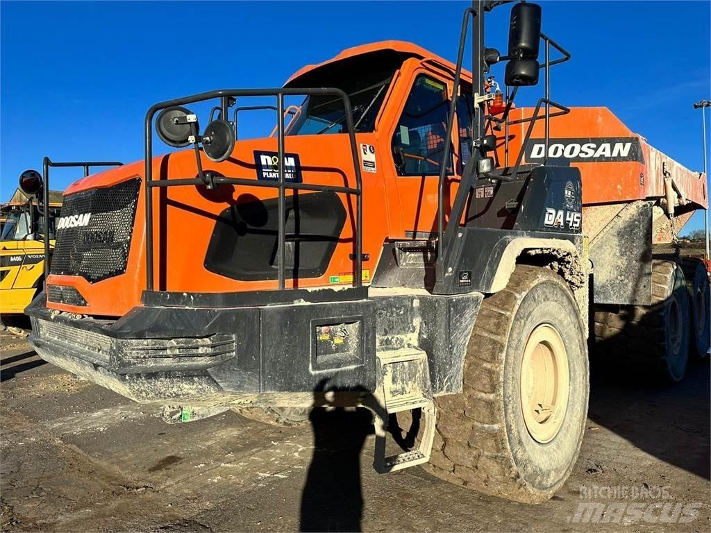 Doosan DA45 铰接式自卸车