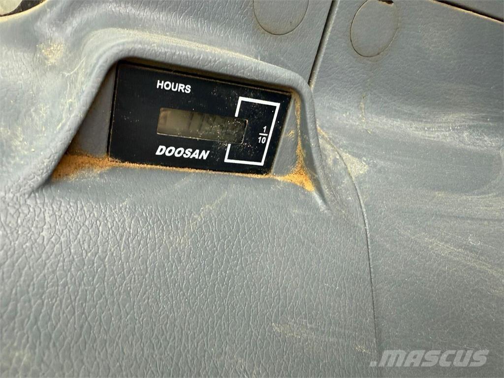 Doosan DX490LC-7K 履带挖掘机