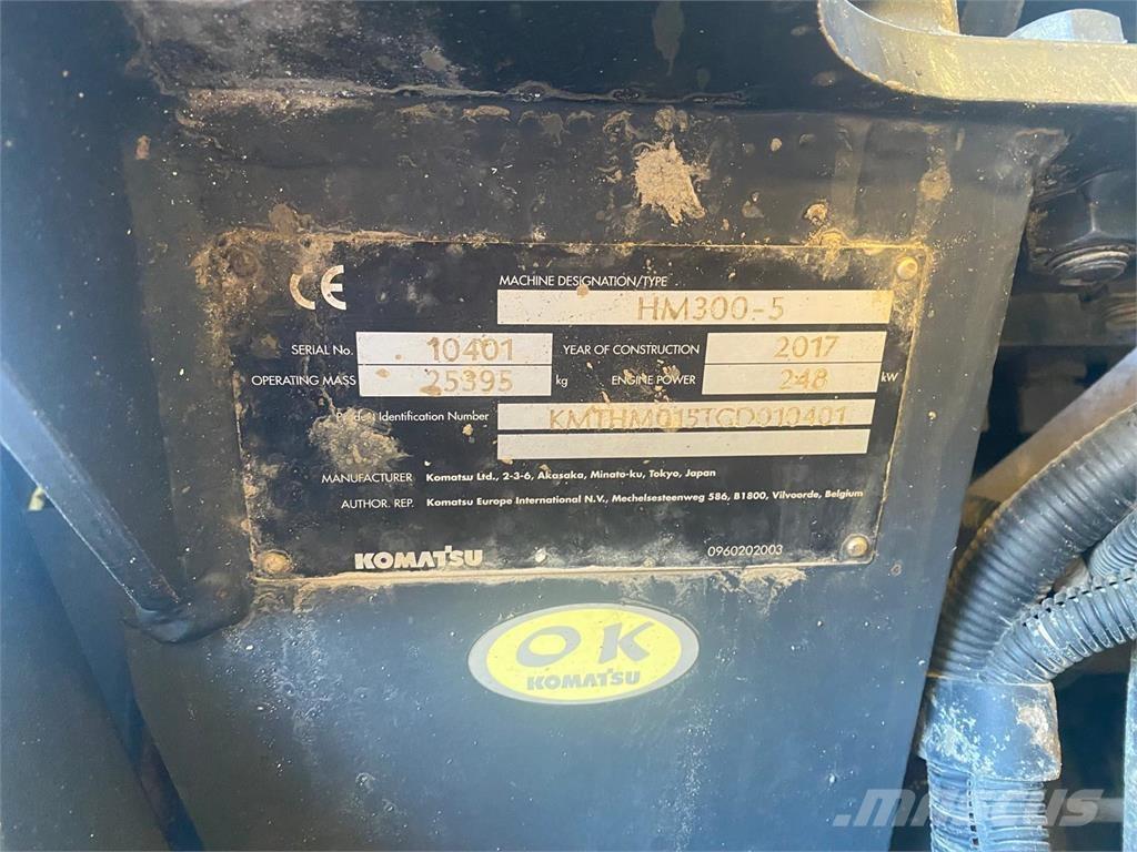 Komatsu HM300-5 铰接式自卸车