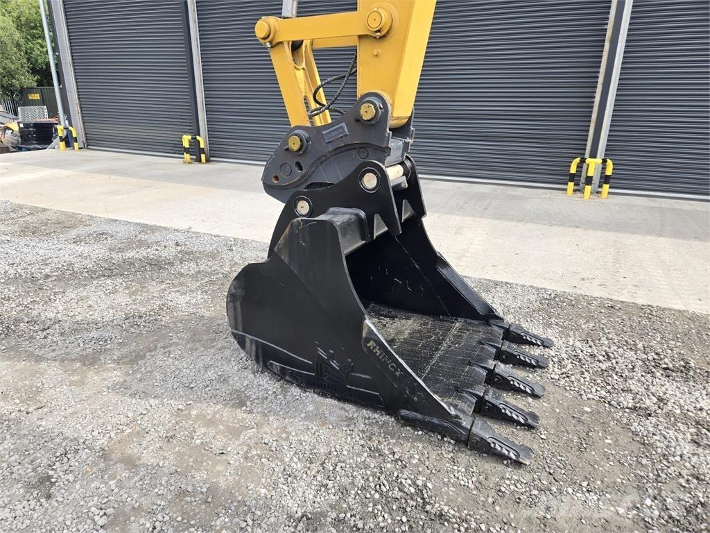 CAT 320GC 中型挖掘机