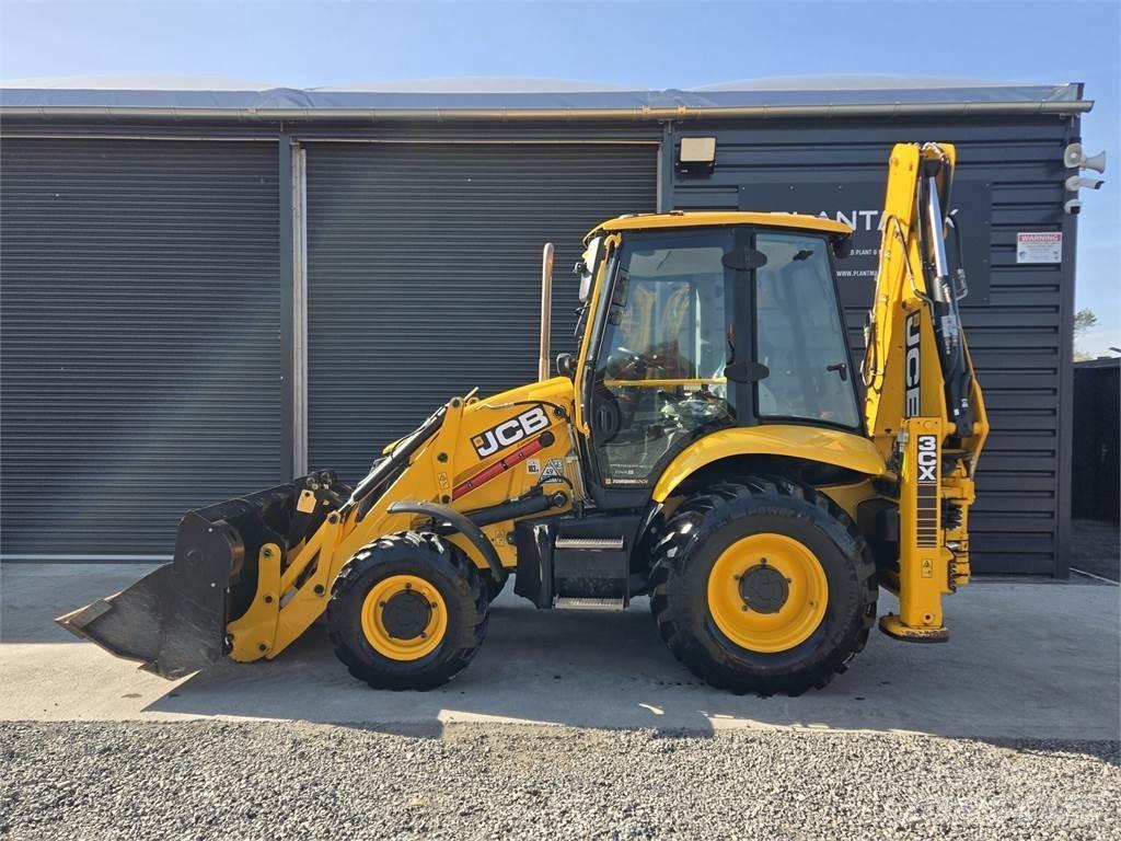 JCB 3CX 反铲装载机