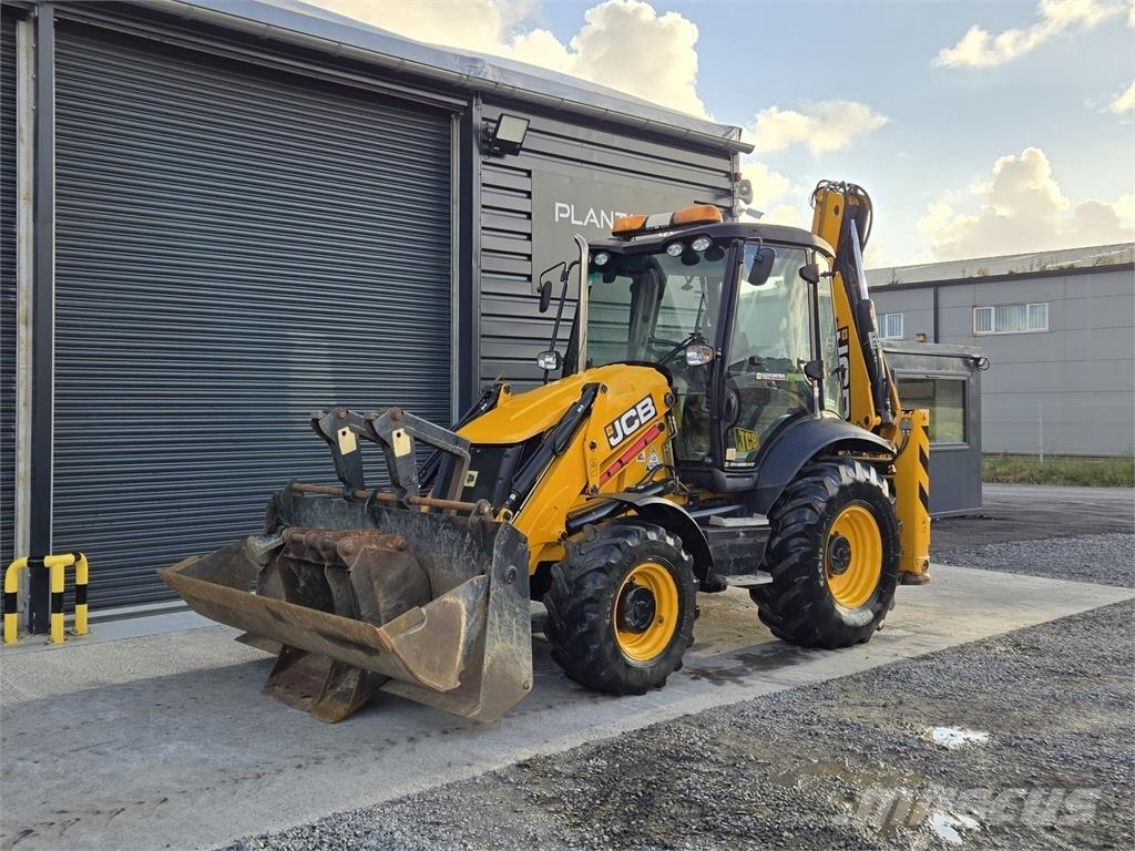 JCB 3CX 反铲装载机