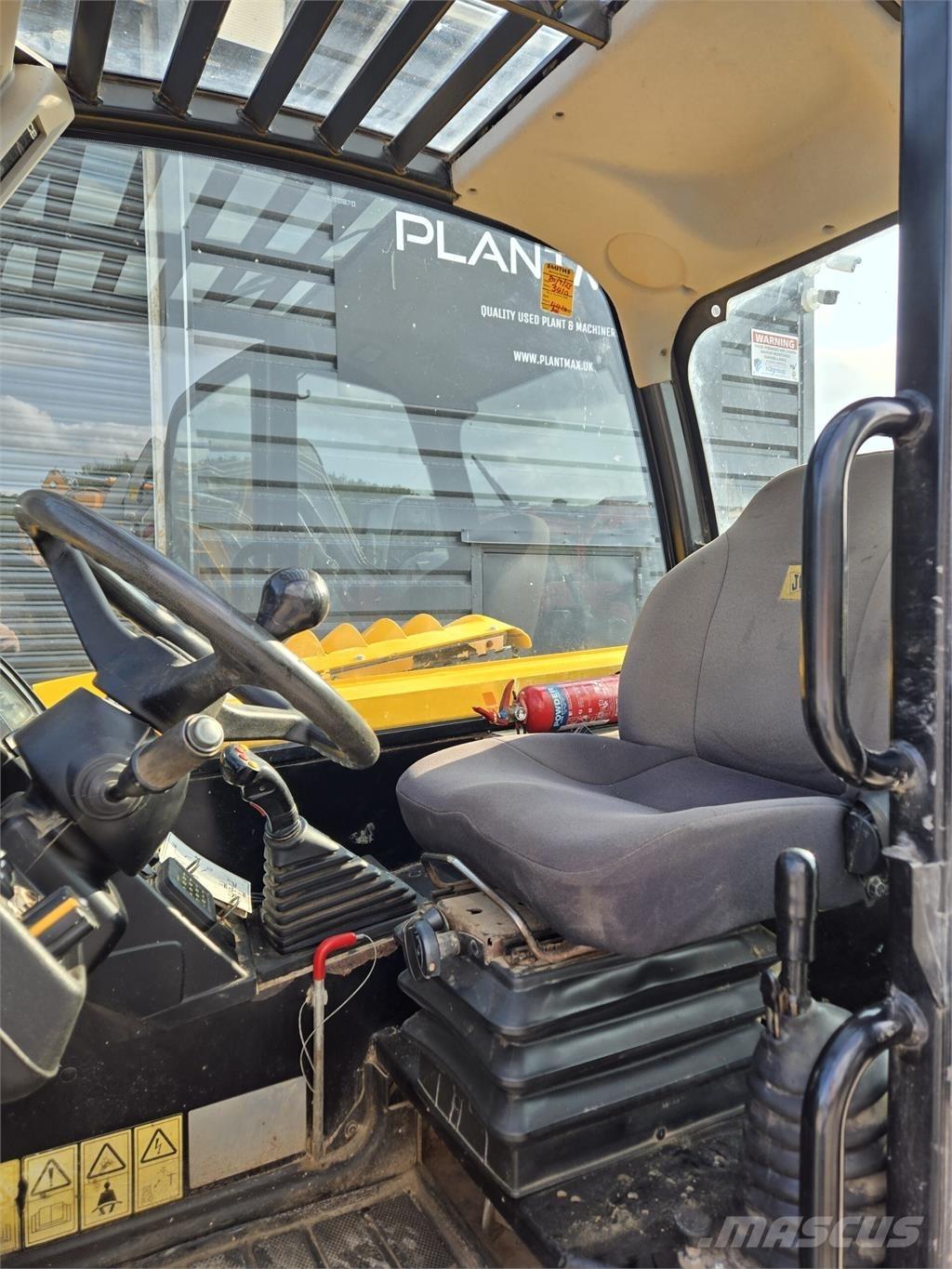 JCB 531-70 伸缩臂叉装车|叉装车