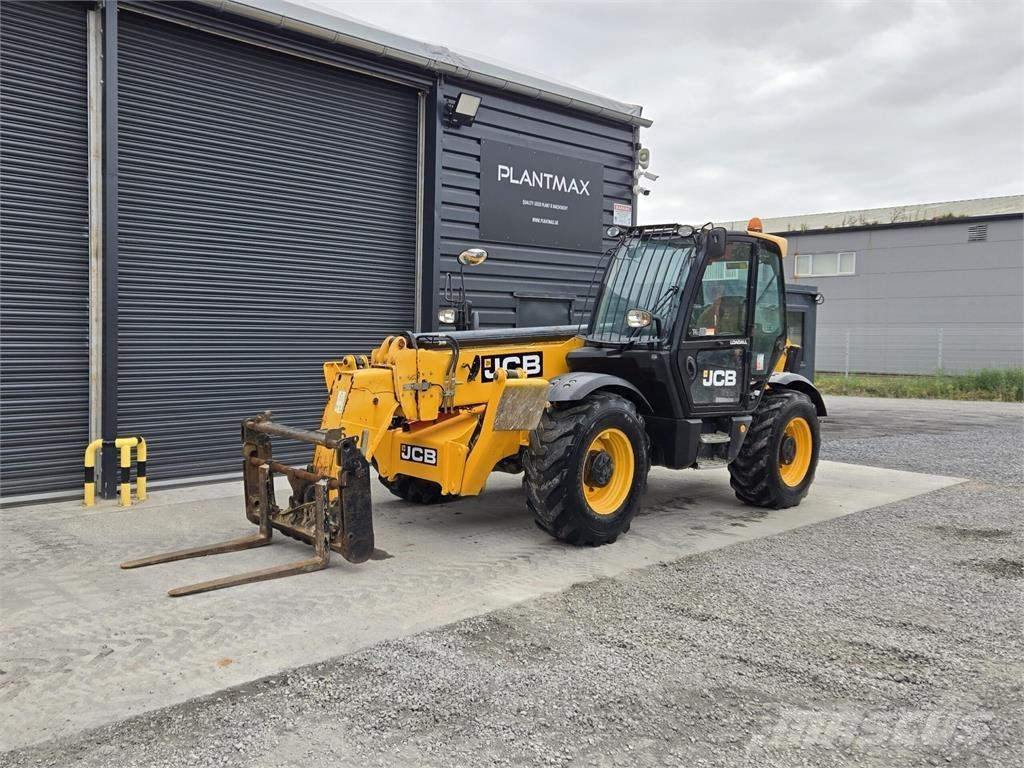 JCB 535-140 伸缩臂叉装车|叉装车