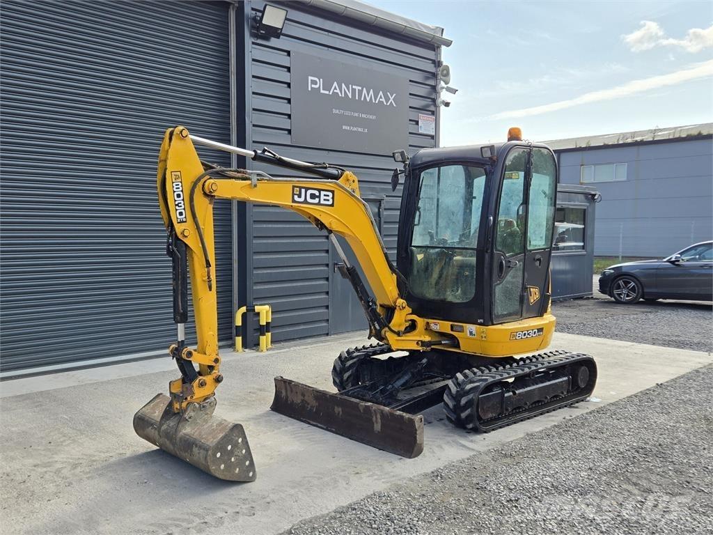JCB 8030 小型挖掘机