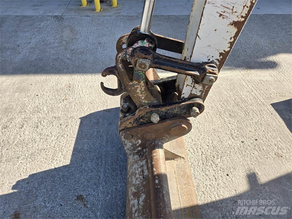 Terex TC29 小型挖掘机