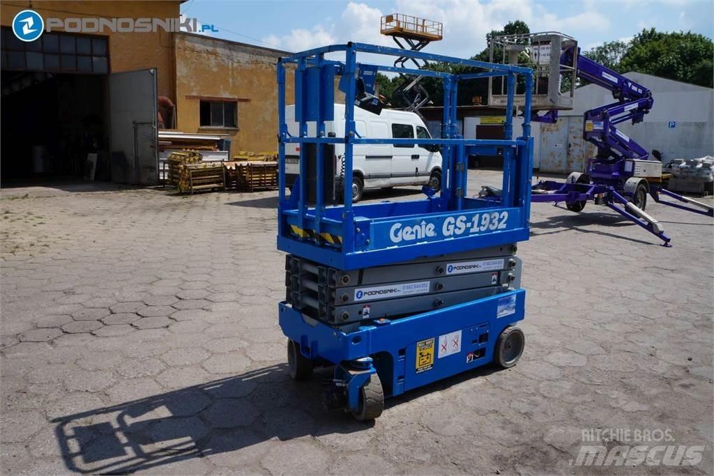 Genie 1932 剪叉式升降机