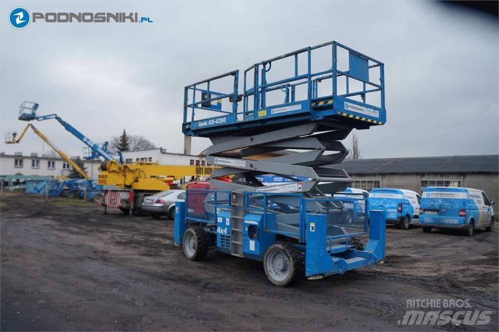 Genie 4390 剪叉式升降机