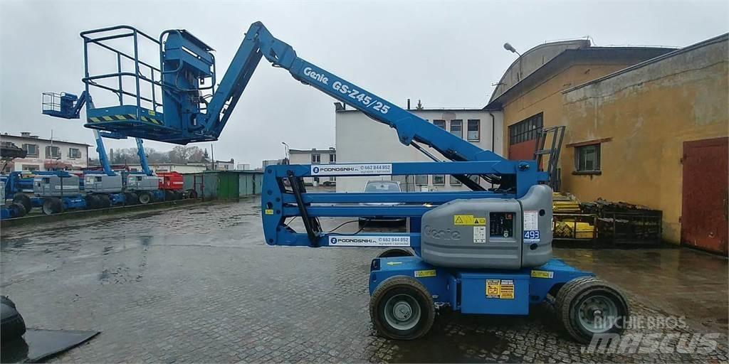Genie Z45/25J 曲臂高空工作平台