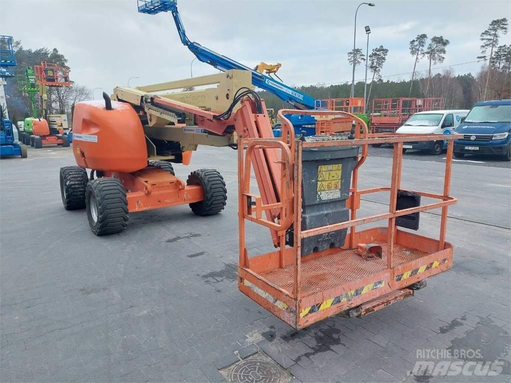 JLG 450AJ 曲臂高空工作平台