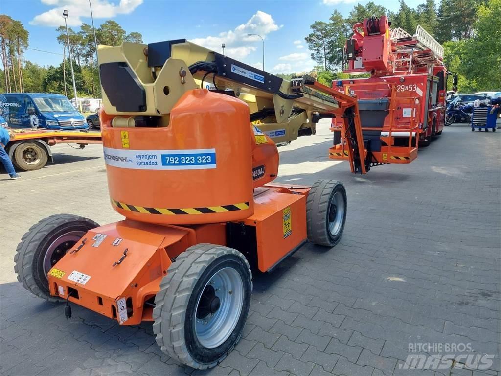 JLG E450AJ 曲臂高空工作平台