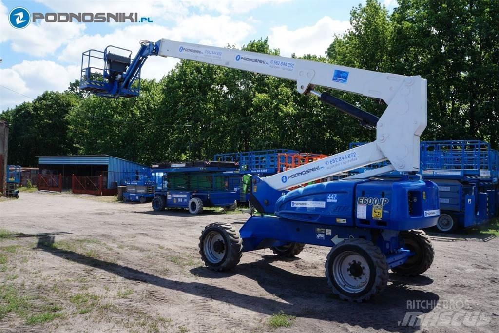 JLG E600JP 曲臂高空工作平台