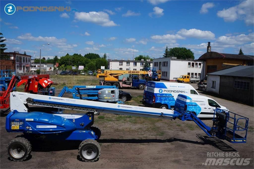 JLG E600JP 曲臂高空工作平台