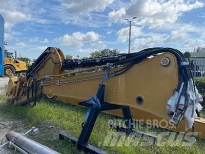 CAT 352FL UHD 组装挖掘机