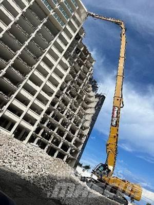 CAT 395 UHD 组装挖掘机