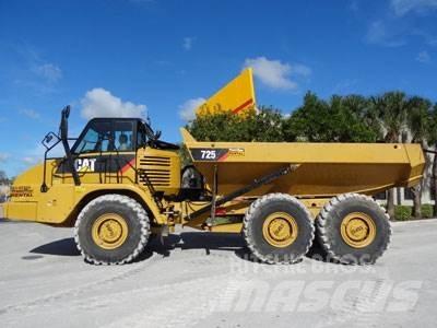 CAT 725 铰接式自卸车