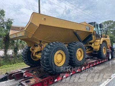 CAT 725 04A 铰接式自卸车