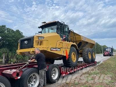 CAT 725 04A 铰接式自卸车