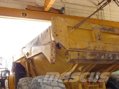 CAT 735 Tailgate 其他组件