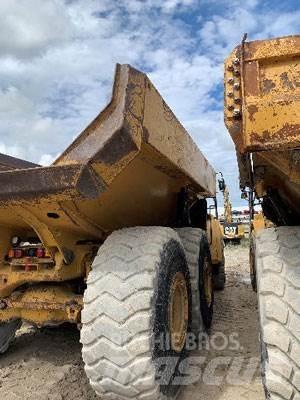 CAT 740B 铰接式自卸车