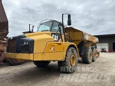 CAT 740B 铰接式自卸车