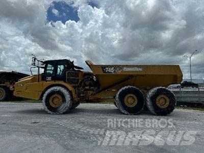 CAT 745-04A 铰接式自卸车