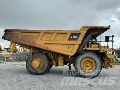 CAT 775E 刚性自卸车