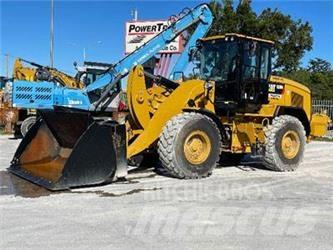 CAT 938M 轮式装载机